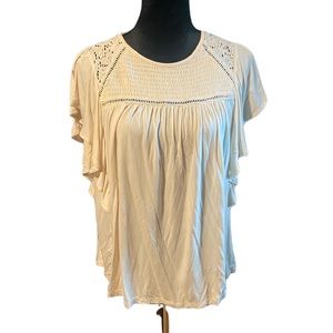Women’s Knox Rose cream-colored flow top